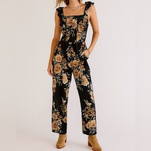 American Rag Women’s sz XL Black Floral Flutter Sleeve Rutched Romper Boho Whims